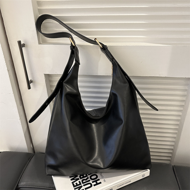 Sleek Black Leather Shoulder U - Leatherwork Workshop review and price