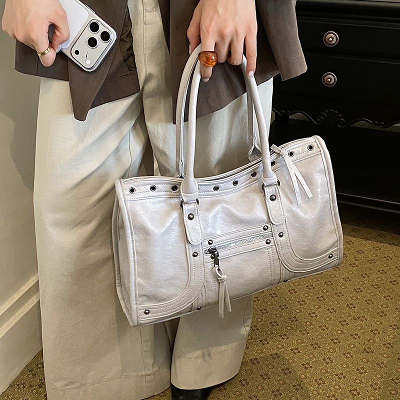 Motorcycle Handbag Retro Women - Leatherwork Workshop review and price